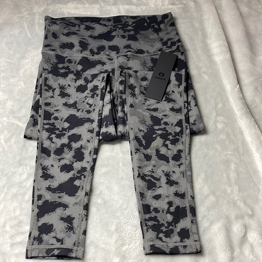 mono b, high waisted leggings NWT size small